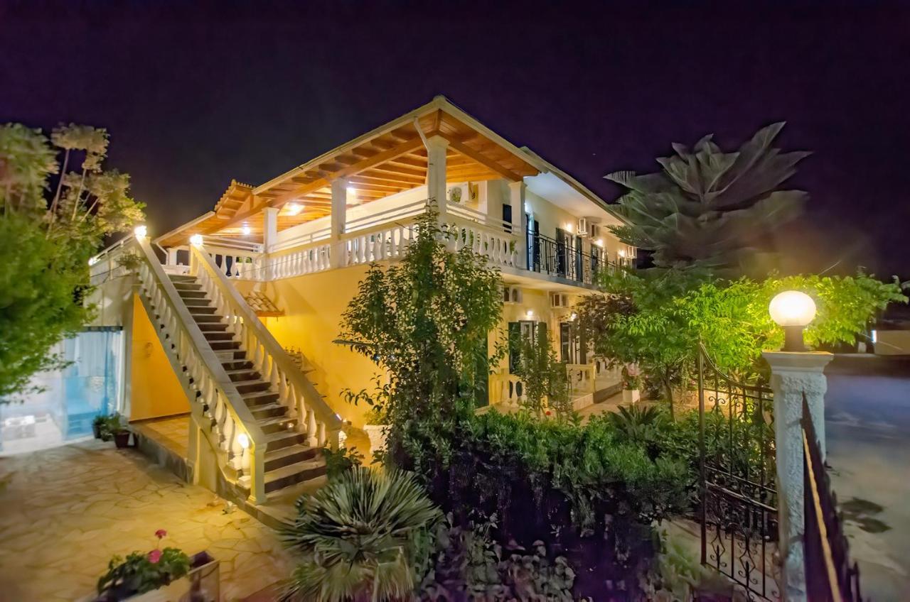 الشقق الفندقية آغيوس غيوريوسفي  Kapetanios Luxury المظهر الخارجي الصورة